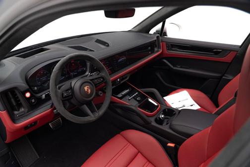 2026 Porsche Cayenne GTS
