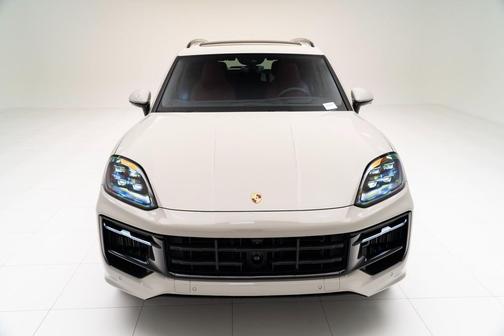 2026 Porsche Cayenne GTS