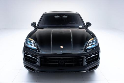 2026 Porsche Cayenne Coupe