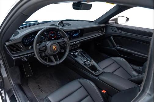 2023 Porsche 911 Carrera GTS
