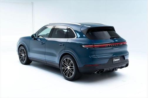 2024 Porsche Cayenne S