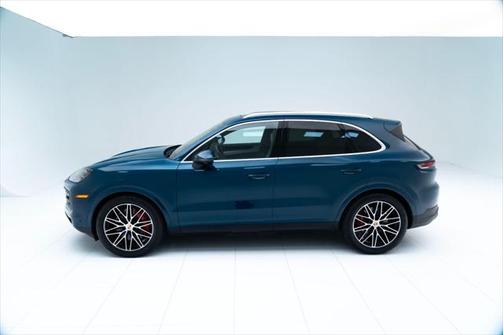 2024 Porsche Cayenne S