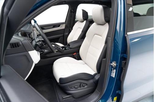 2024 Porsche Cayenne S