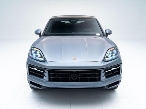 Vanadium Grey Metallic 2026 Porsche Cayenne Cayenne