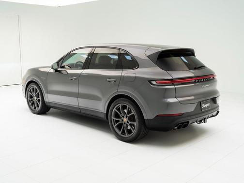 2025 Porsche Cayenne Cayenne S E-Hybrid