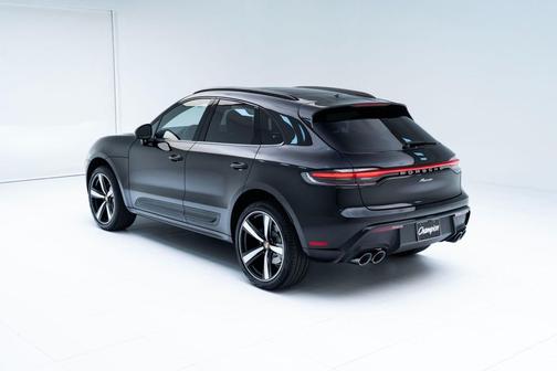 2026 Porsche Macan 