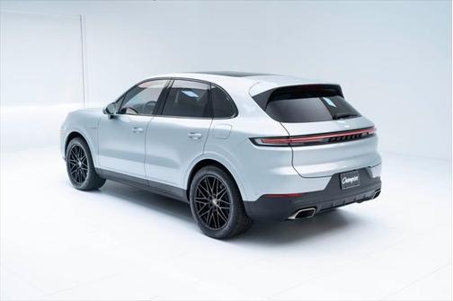 2025 Porsche Cayenne E-Hybrid S