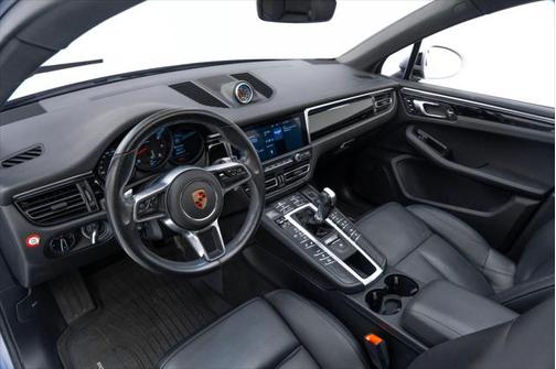 2020 Porsche Macan Base