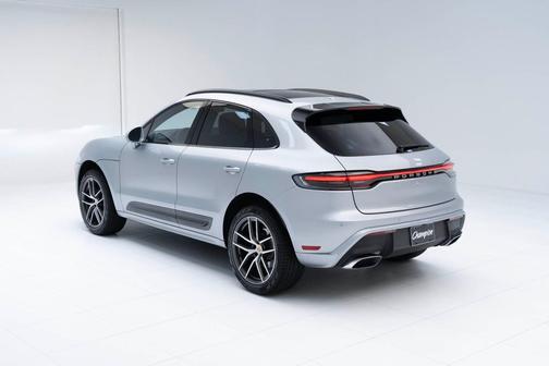 2025 Porsche Macan 