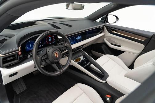 2024 Porsche Macan 4
