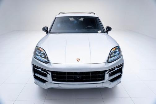 2026 Porsche Cayenne GTS