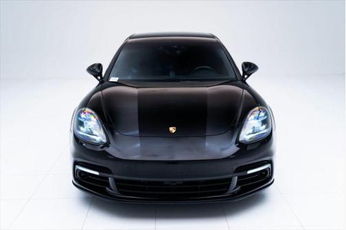 2020 Porsche Panamera E-Hybrid 4 10 Years Edition