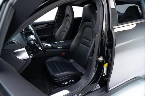 2020 Porsche Panamera E-Hybrid 4 10 Years Edition
