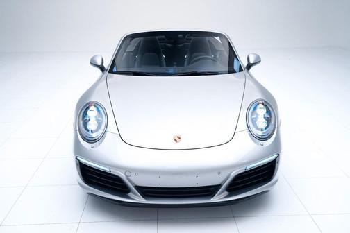 2017 Porsche 911 Carrera