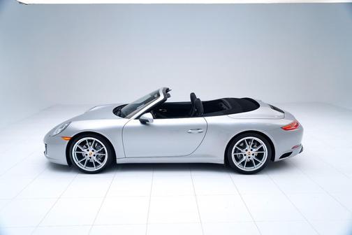 2017 Porsche 911 Carrera