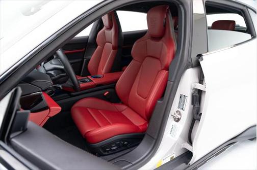 2024 Porsche Taycan Cross Turismo 4S