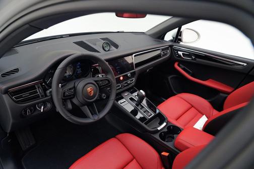 2026 Porsche Macan S