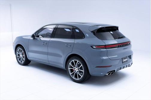 2025 Porsche Cayenne S