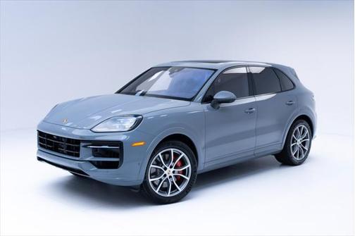 2025 Porsche Cayenne S