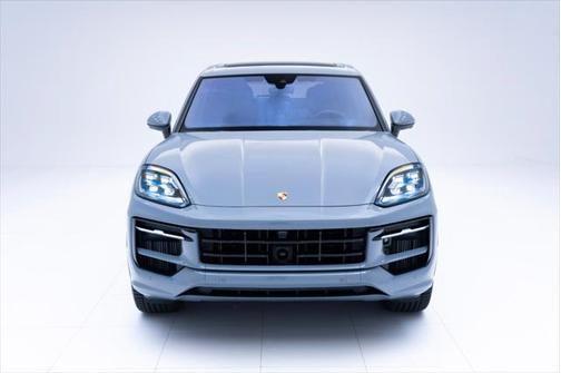 2025 Porsche Cayenne S