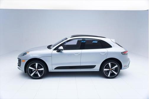 2024 Porsche Macan Base
