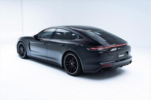2022 Porsche Panamera Platinum Edition