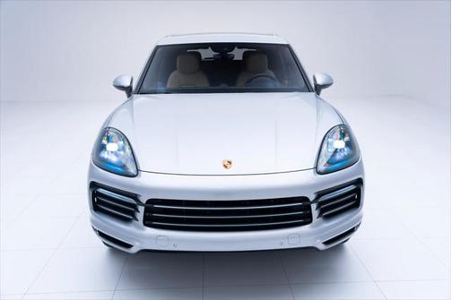 2022 Porsche Cayenne AWD