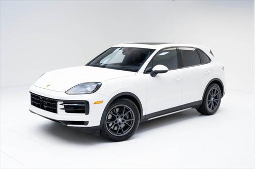 2024 Porsche Cayenne Base (Tiptronic)
