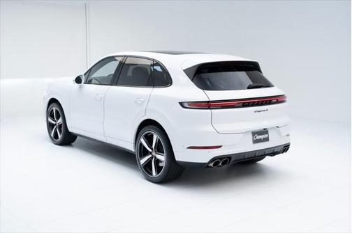 2025 Porsche Cayenne S