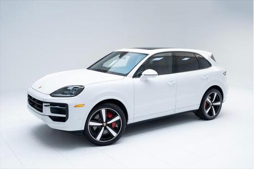 2025 Porsche Cayenne S