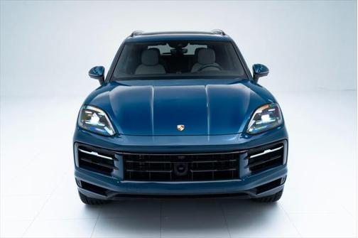 2024 Porsche Cayenne E-Hybrid S