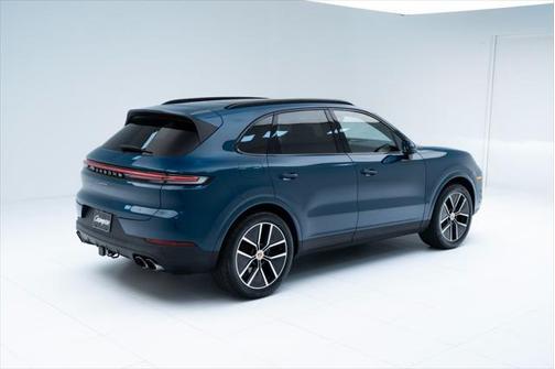 2024 Porsche Cayenne E-Hybrid S