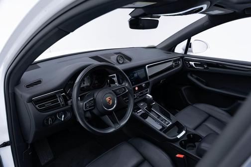 2023 Porsche Macan S