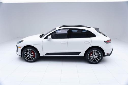 2023 Porsche Macan S