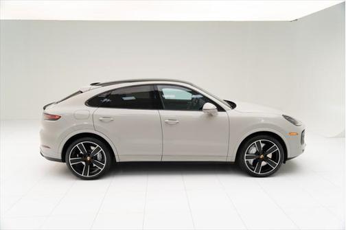 2022 Porsche Cayenne Turbo
