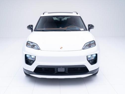 2026 Porsche Macan 4S