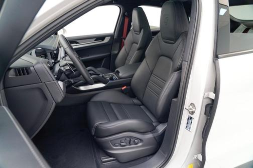 2026 Porsche Cayenne S