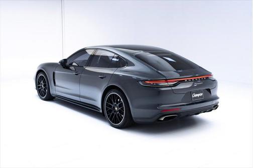 2021 Porsche Panamera 4