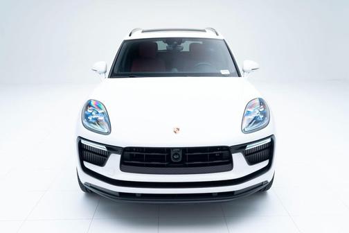 2025 Porsche Macan S