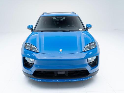 2026 Porsche Macan Electric