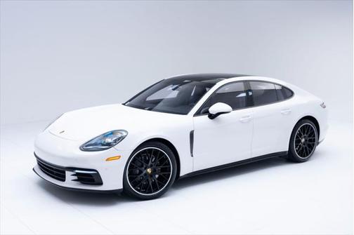 2018 Porsche Panamera Base