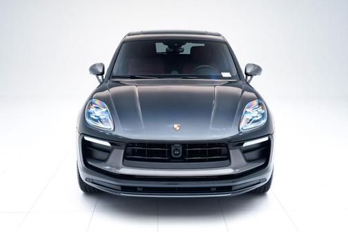 2026 Porsche Macan T