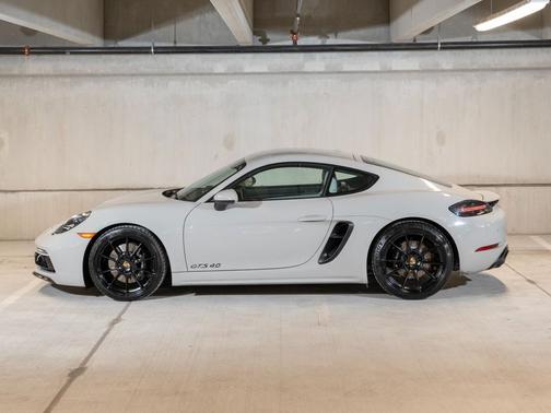 Chalk 2025 Porsche 718 Cayman GTS 4.0