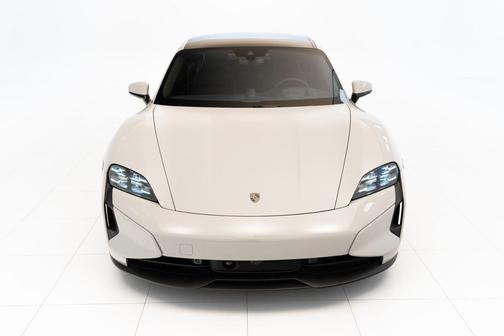 2025 Porsche Taycan Turbo