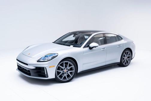 2025 Porsche Panamera