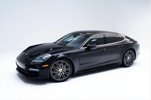 2017 Porsche Panamera 4S