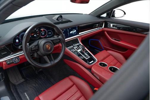 2022 Porsche Panamera
