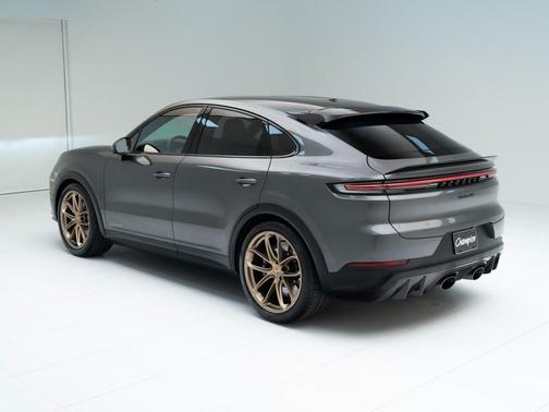 Quartzite Grey Metallic 2024 Porsche Cayenne Turbo GT