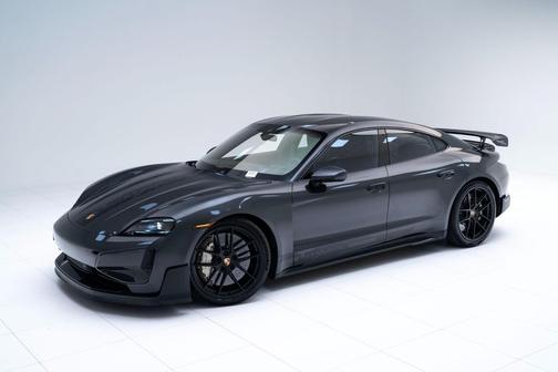 2025 Porsche Taycan Turbo GT w/Weissach Package