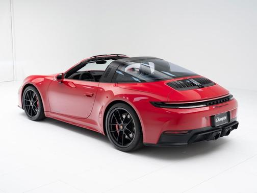 2025 Porsche 911 Targa 4 GTS